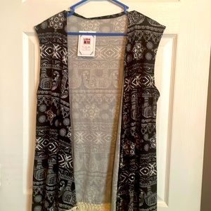 LIDA Graphic Tank Cardigan. Size Small.